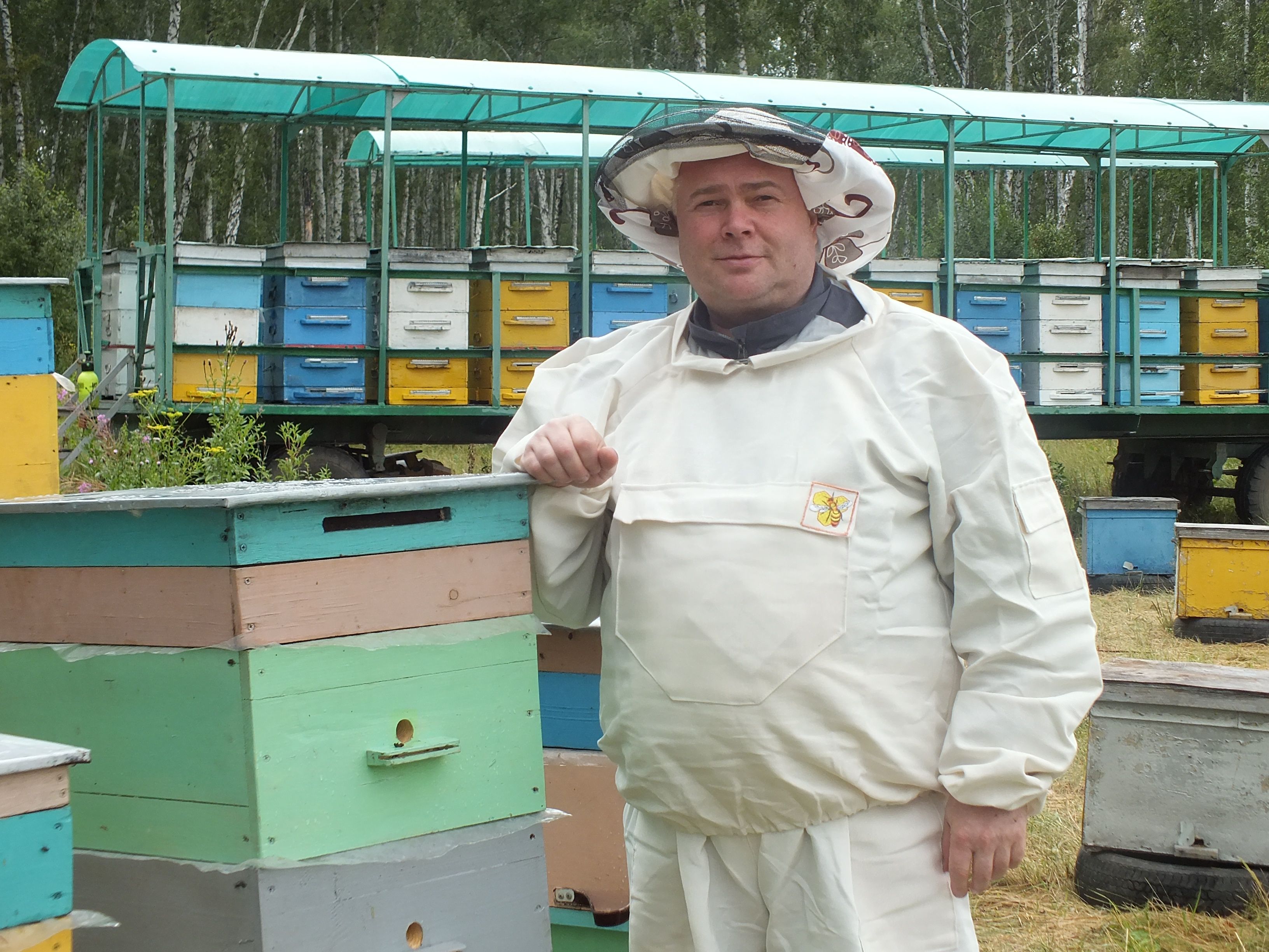 Олег пчеловод